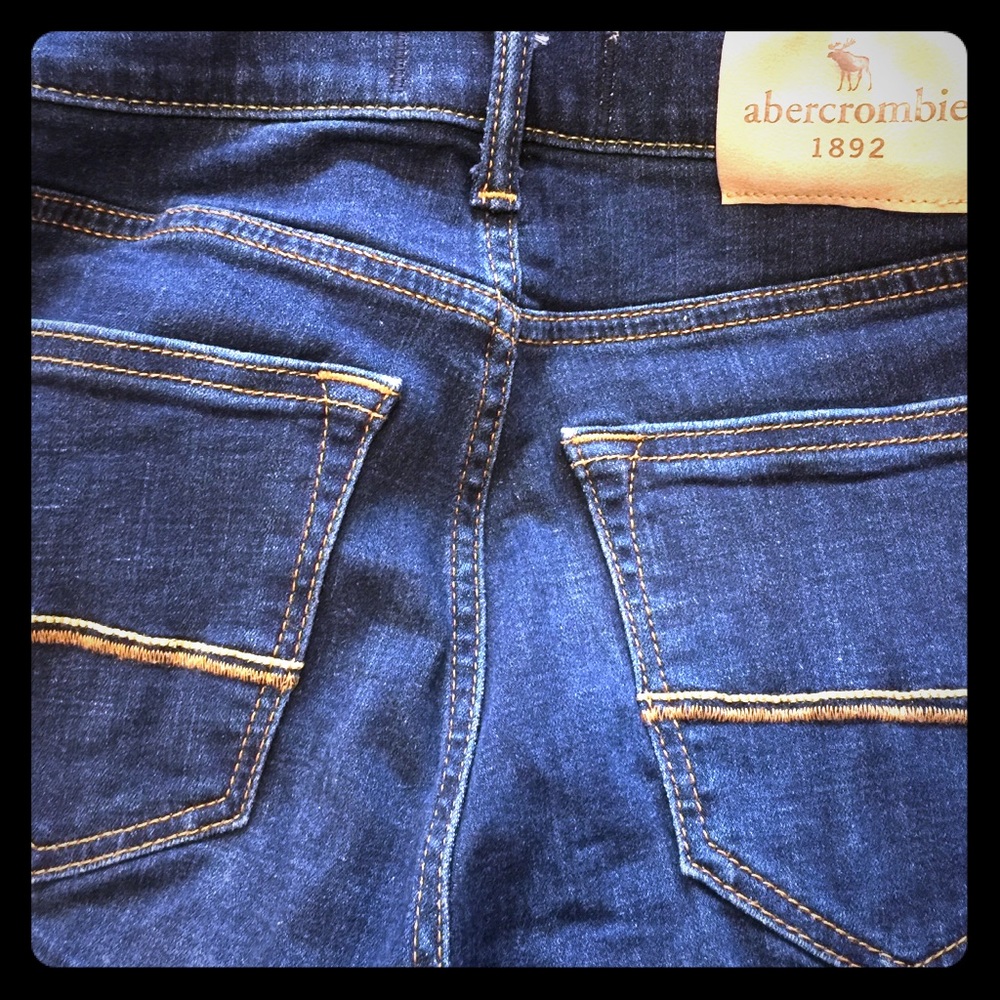 Lot of 4 pairs of jeans! Boys size 9/10! $22